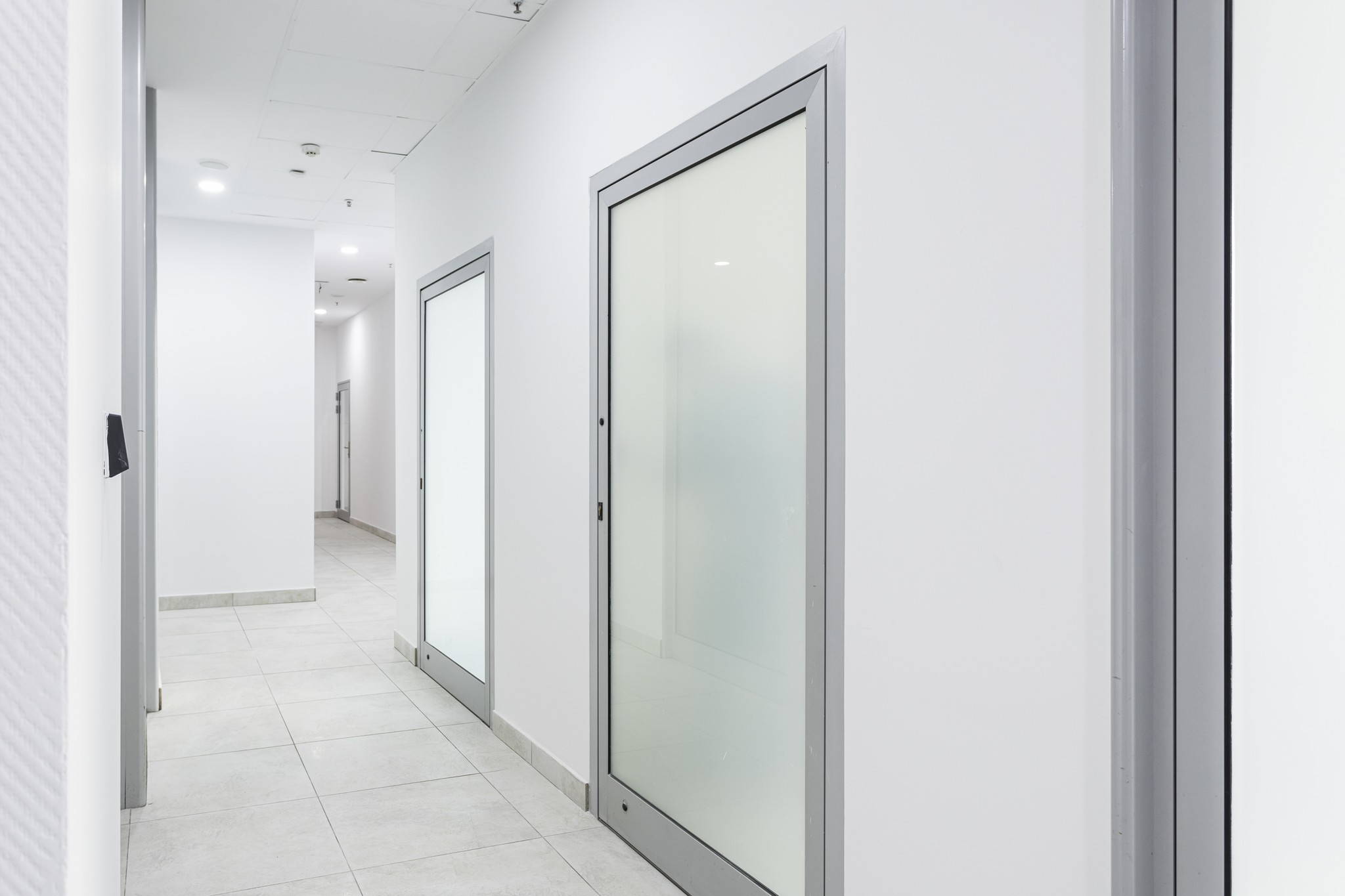 K_17_BATORY_BIURA_Korytarz_s