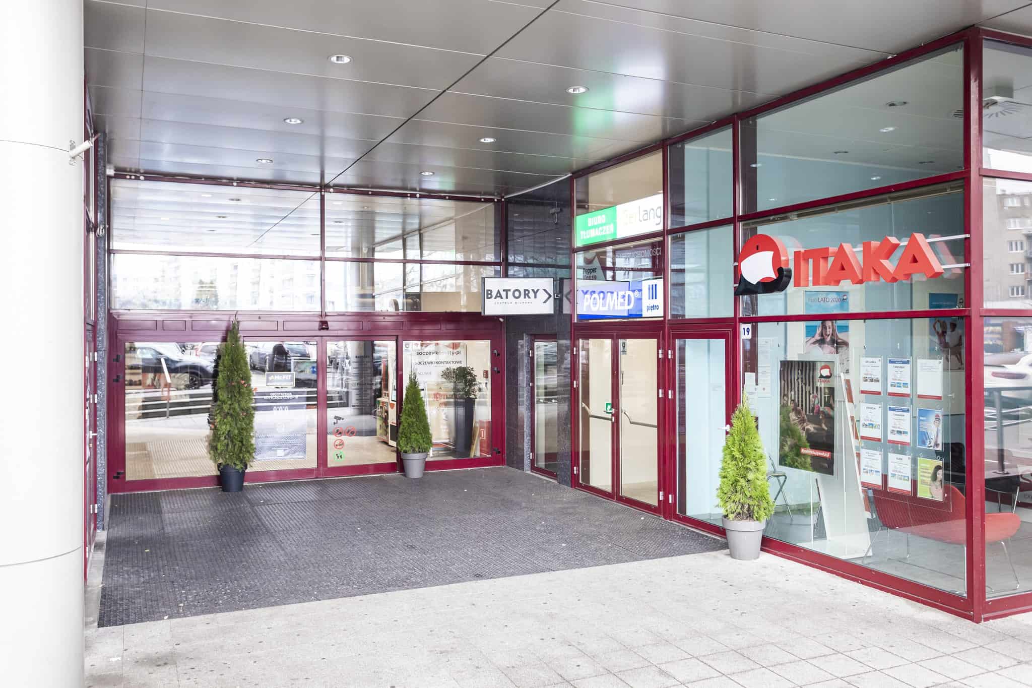 W_25_BATORY_BIURA_wejscie_s